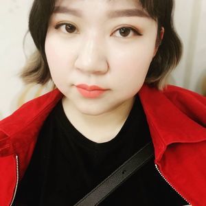 Meet your Posher, Tsoom